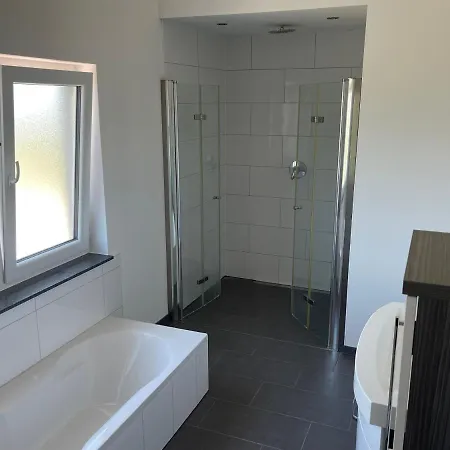 Penthouse Ob2 Bad Essen