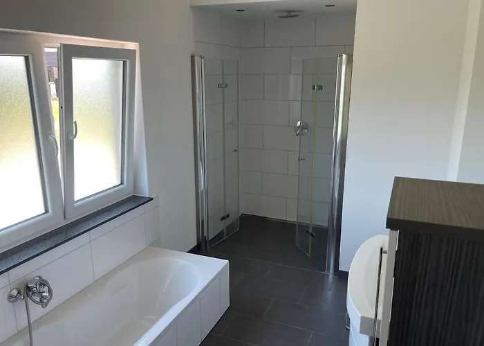 Penthouse Ob2 Bad Essen